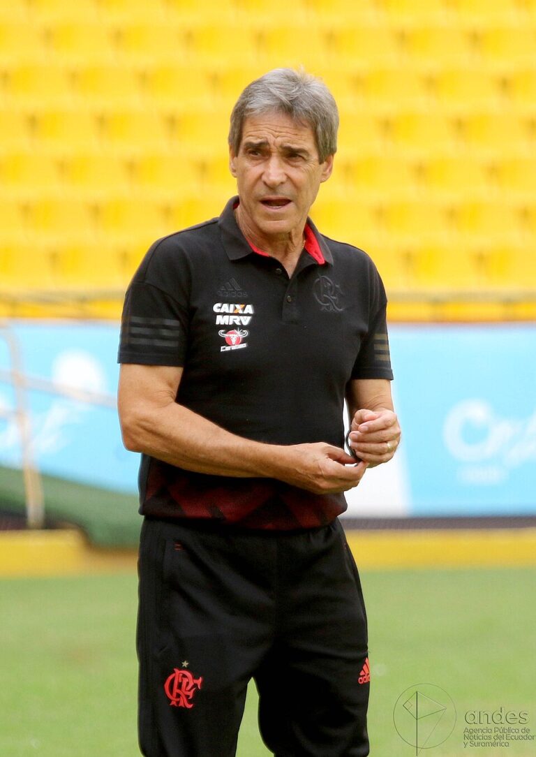 Paulo César Carpegiani, treinador do Náutico