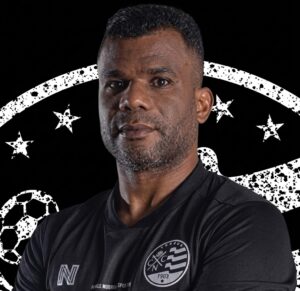 Nílson, goleiro do Náutico